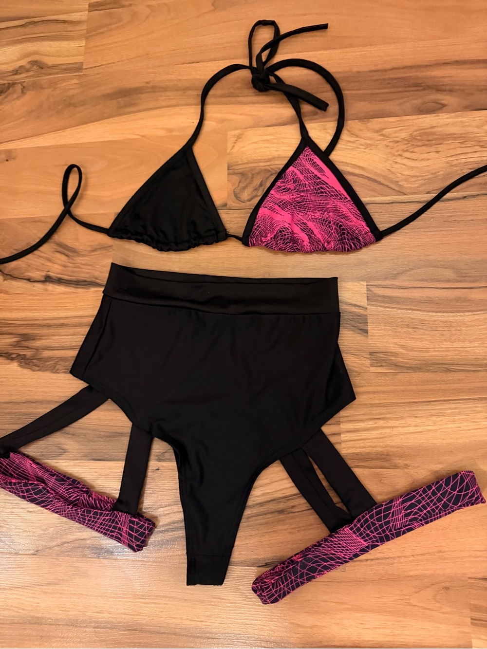iHeartRaves Black & Hot Pink Strappy High-Waist Bikini Set